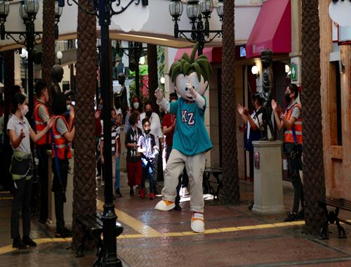 Come and enjoy a full day at KidZania Cuicuilco.